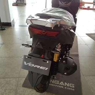 大阳摩托车配件大阳ADV350T-36前围侧板边条大灯全车外壳轮胎钢圈