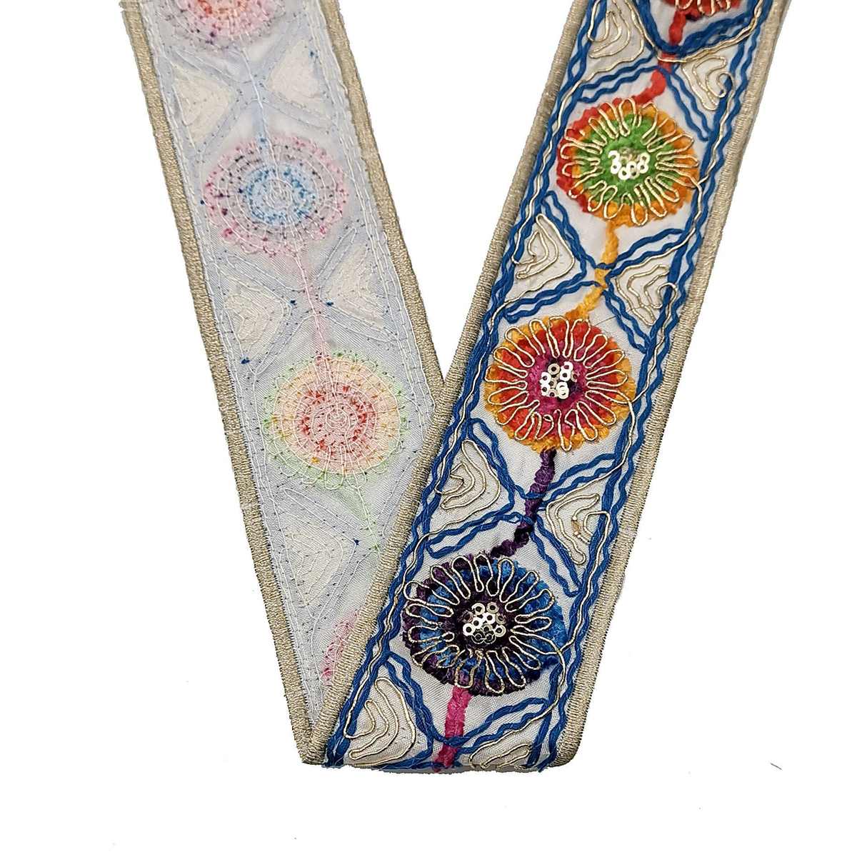 绣花厂 三合一金线民族风彩色刺绣花边 欧美外贸鞋材服装绣花织带