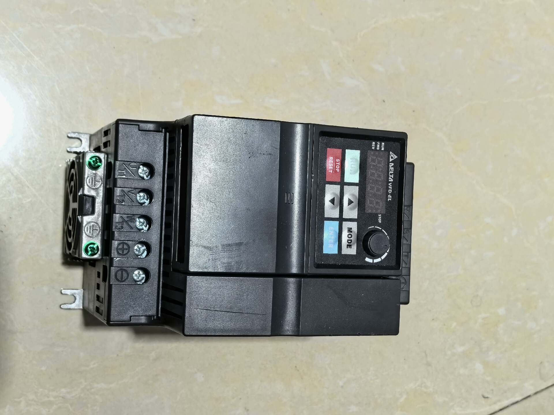 台达VFD022EL43A成色如图！功能包正常，数量1