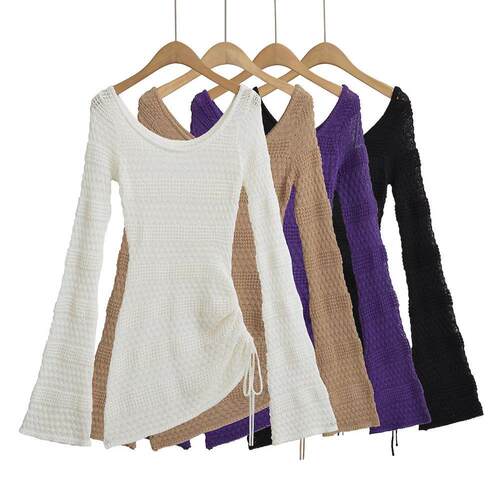 Women's autumn long sleeved base shirt with flared sleeves