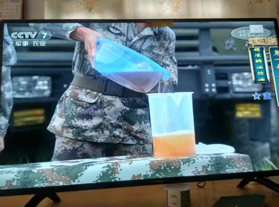 电视创维40X6和海信HZ40E35D哪个好，差别大不大？