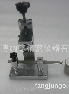 VDE0620插脚力矩装置 VDE0620-1：2010 章节 24.2