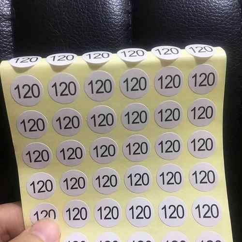 厂家圆形儿童服装尺码标签贴纸号码子大小数字码不干胶可定