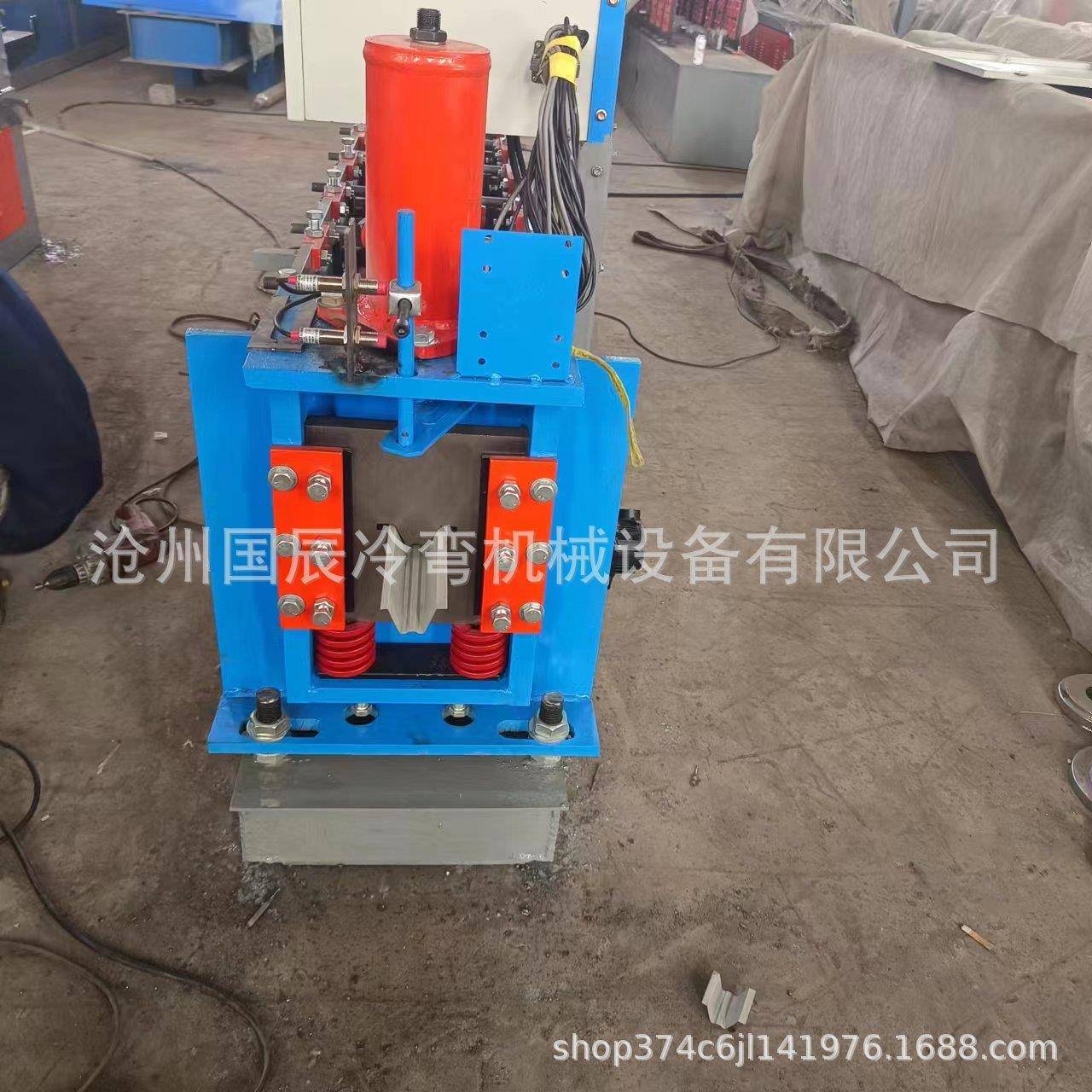 干式平面地暖模块压槽机地暖凹槽成型机异型冷弯设备铝板成型机