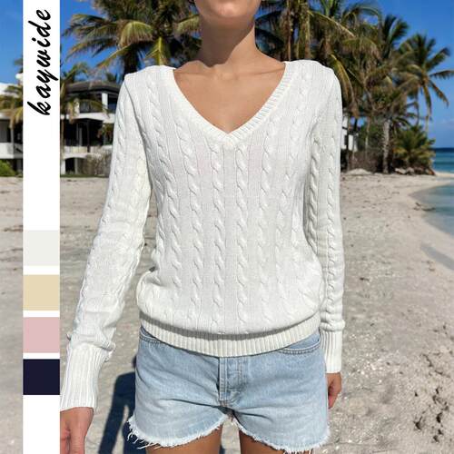 Long sleeved V-neck vest lined with woolen fabric for
