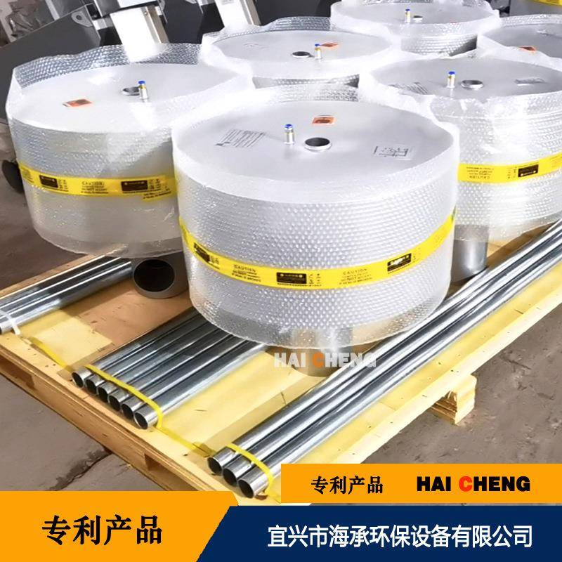 小型软管浮筒滗水器出水效果好安装方便适用于密闭型水池
