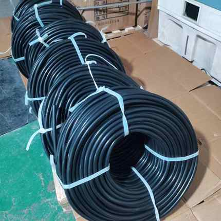 黑色硅胶管10x14 8x12 5x8耐高温硅胶绝缘软管 耐油防腐硅胶水管