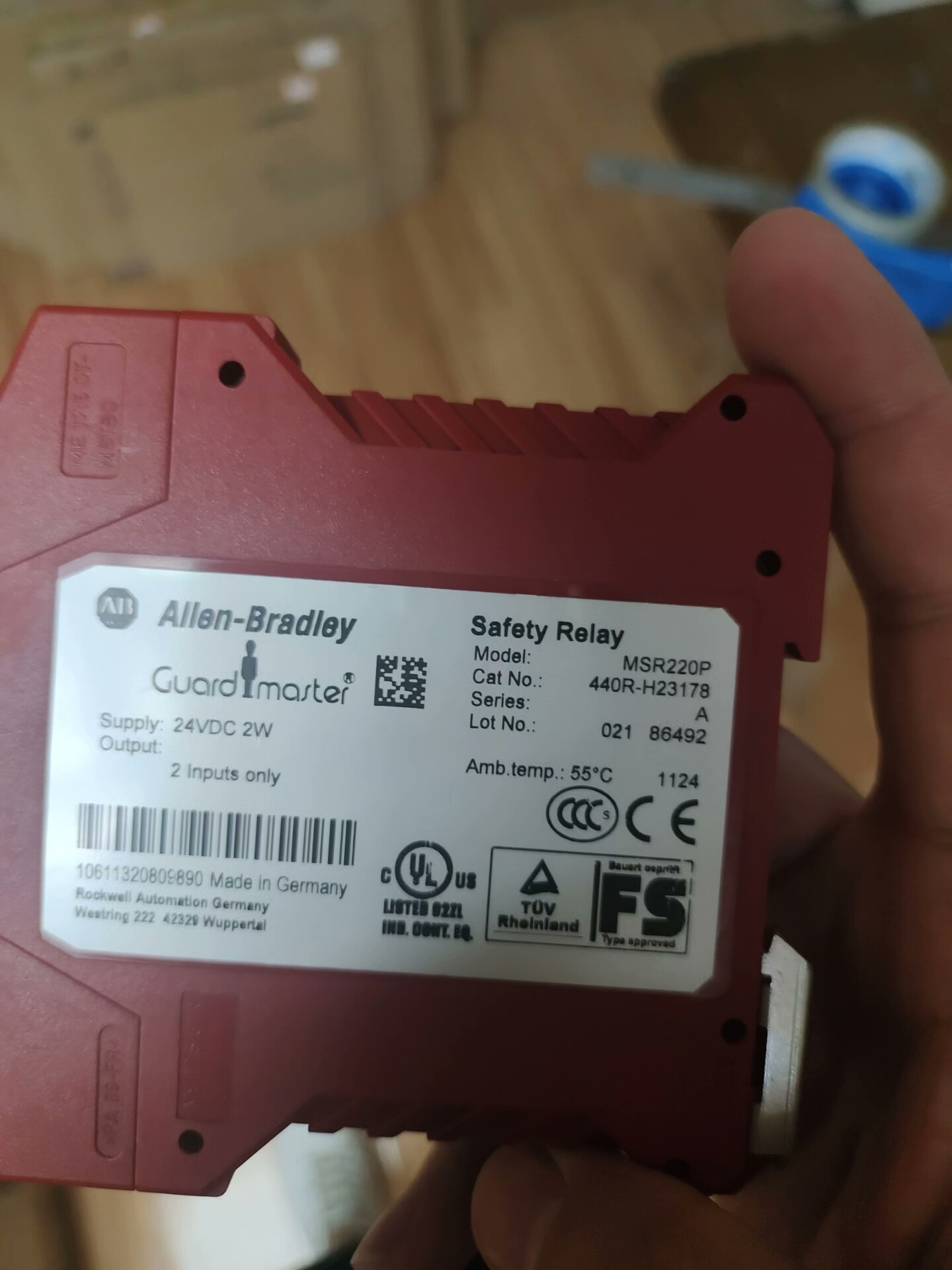 DC300K-E-0A3-21-0000-0   51309