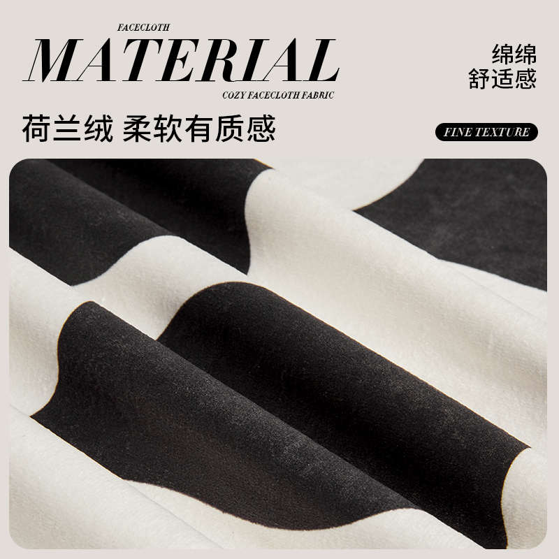 滑板小狗客厅沙发抱枕腰枕含芯卡通百搭卧室床头氛围感靠枕靠背垫