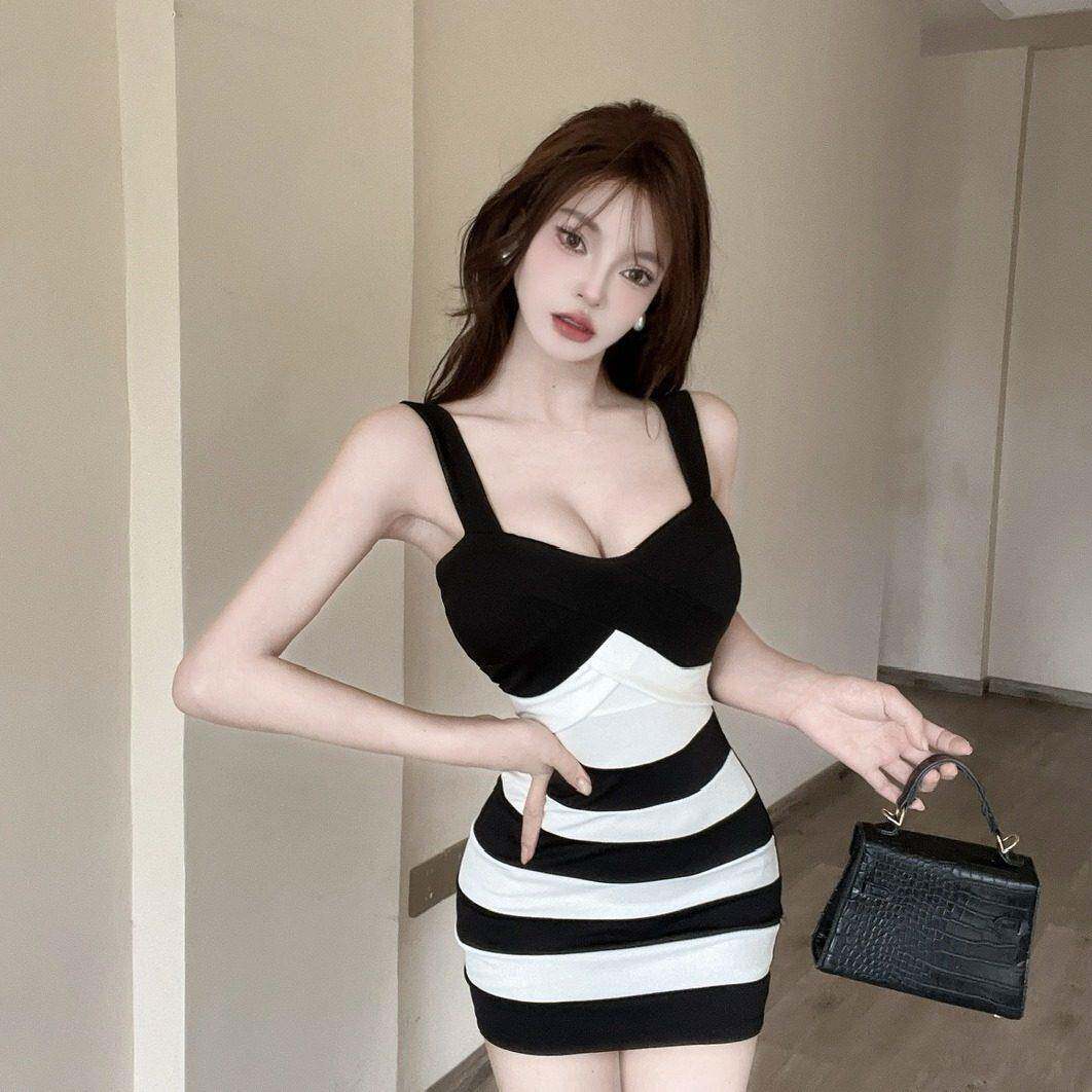 夜总会女性性感领低胸吊带裙足浴桑拿技术员制服剪裁对比色减少年