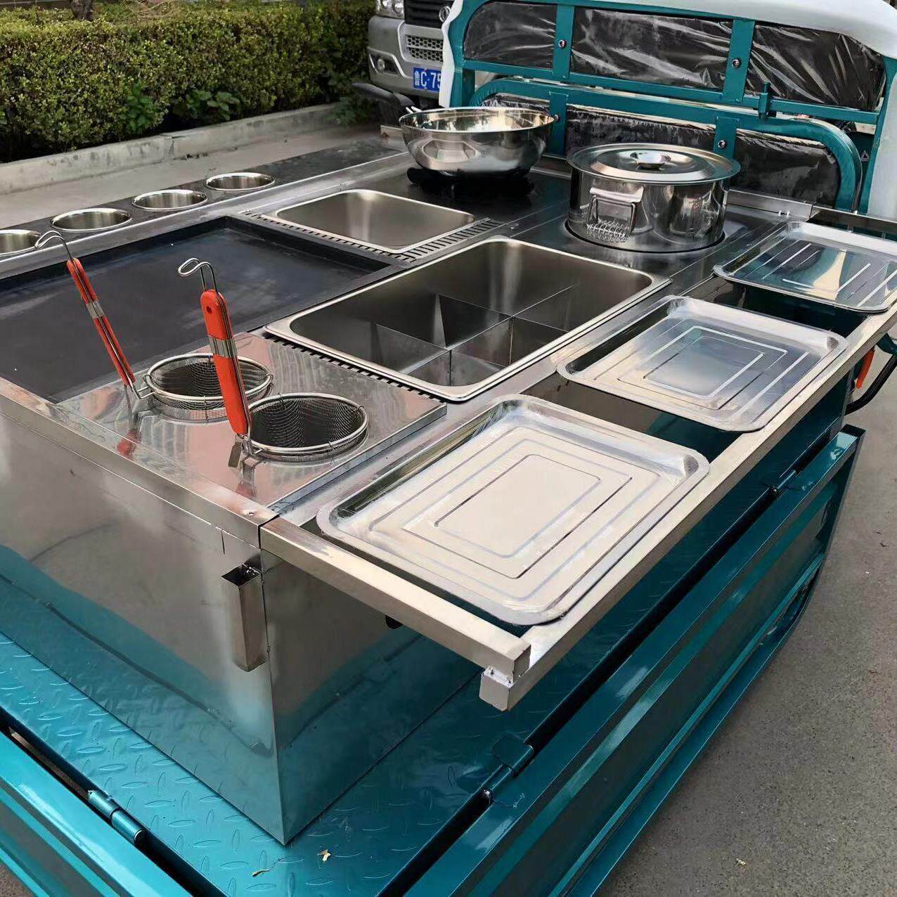 电动三轮小吃车流动餐车多功能操作台移动美食车摆摊出摊早餐推车