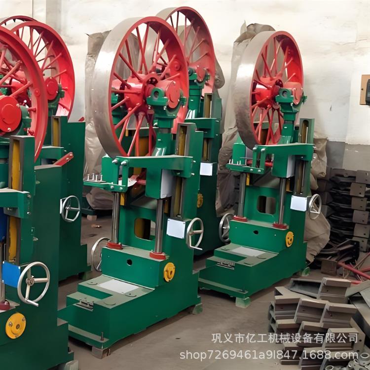 木工机械中小型电动皮带锯大型开料圆木推台锯重型木工带锯机跑车