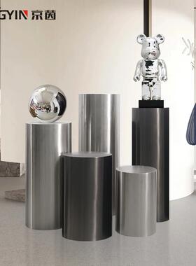 圆柱展示台样板房电视柜旁落地圆形底座橱窗装饰品雕塑不锈钢摆件