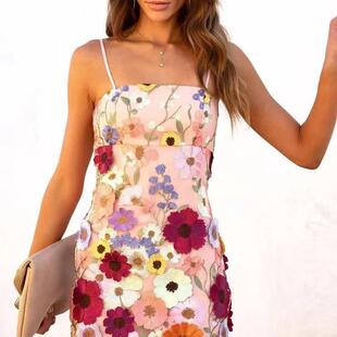 Gorgeous three-dimensional flower embroidery camisole