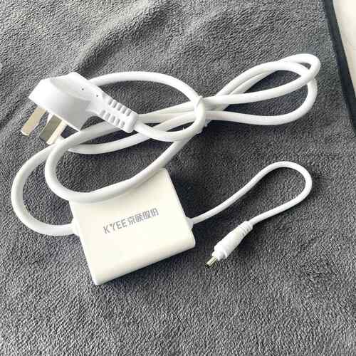 带AC插头线5V2A电源适配器 两路输出 AC线长1.2米 新的 diy用途