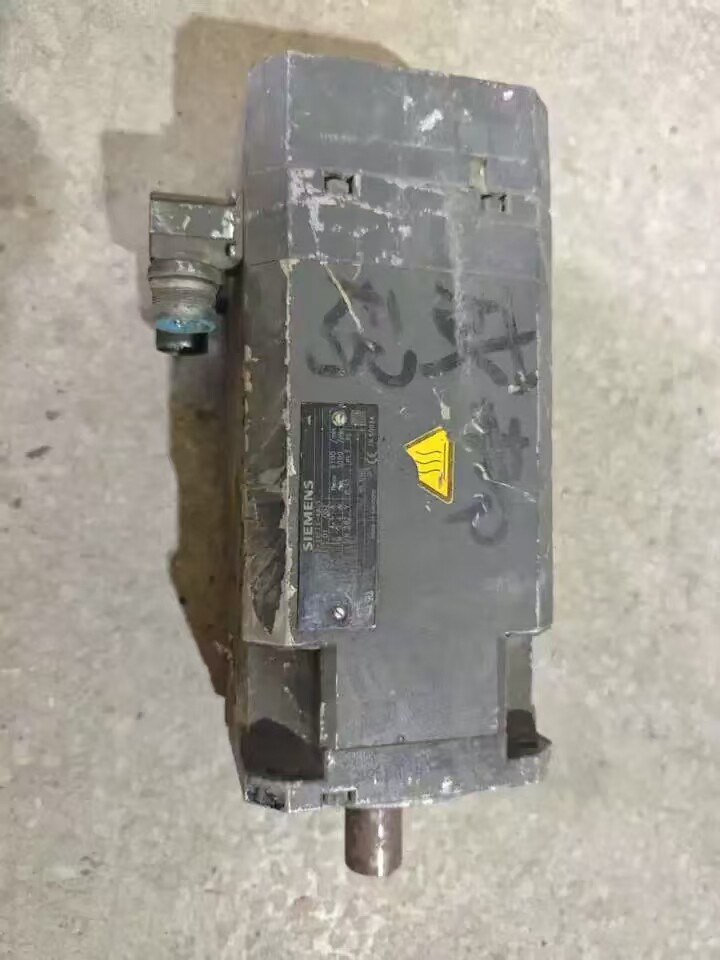 5月12日北京【京械7179】单位淘汰报废处置电机一台网络拍卖公告