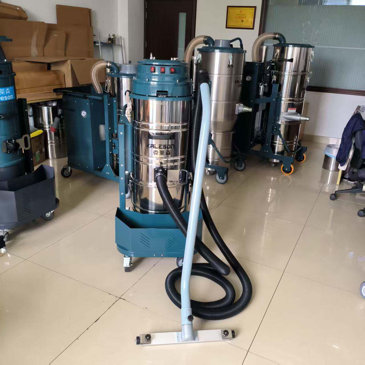 物流园区清洁吸尘吸水机220V大功率工业吸尘器