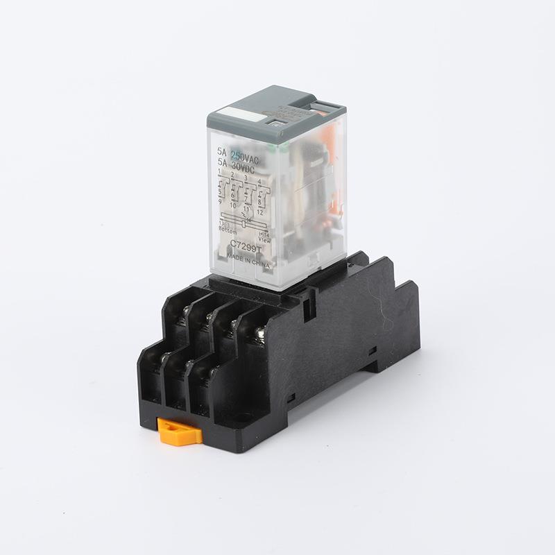 CT-4AKMT底座套装小型中间继电器220v交流24v12v直流HH52P电磁
