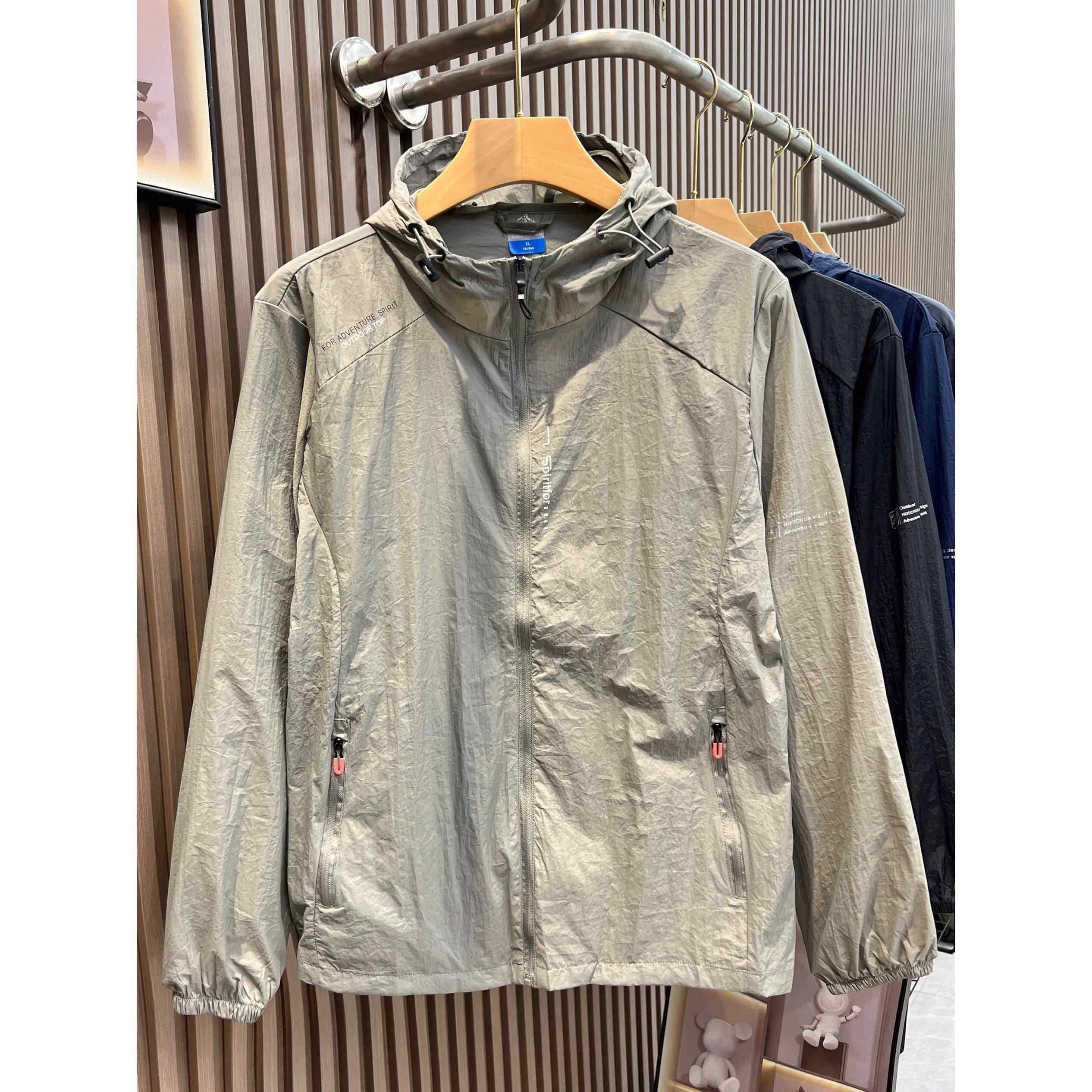 代购潮牌防晒衣男夏季冰丝透气防紫外线户外钓鱼皮肤衣连帽外套男