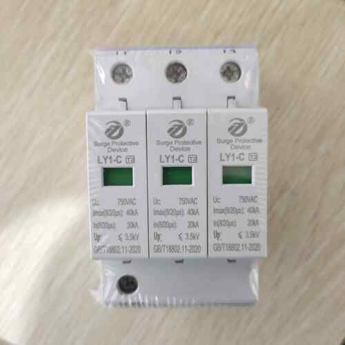 三相光伏风力交流浪涌保护器UC660V690V750V800V1000vAC防雷3P4P