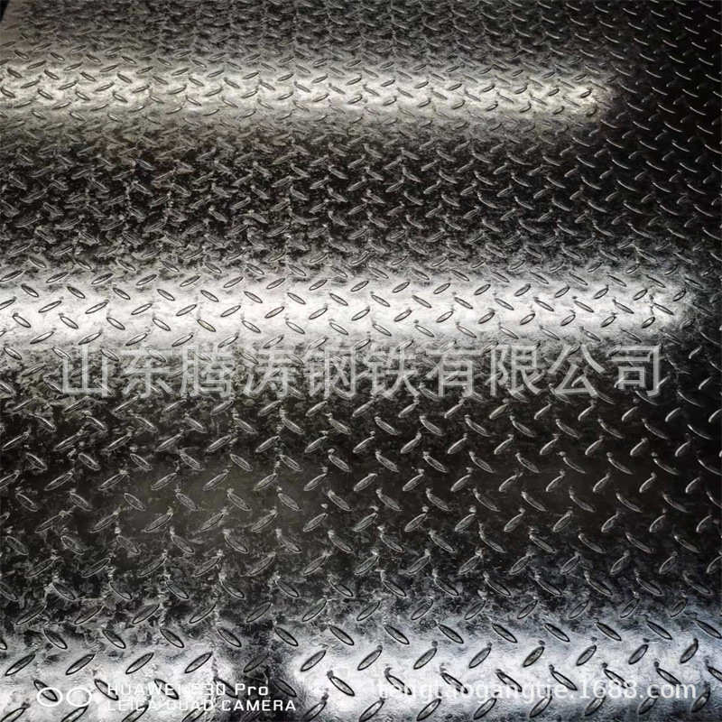 热镀锌花纹板优惠压花镀锌板防滑厚锌钢扁豆铁皮板镀锌钢板