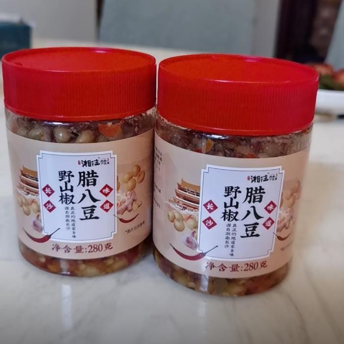 新货湖南特产香辣腊八豆下饭菜罐装豆瓣酱黄豆酱拌饭拌面即食280g