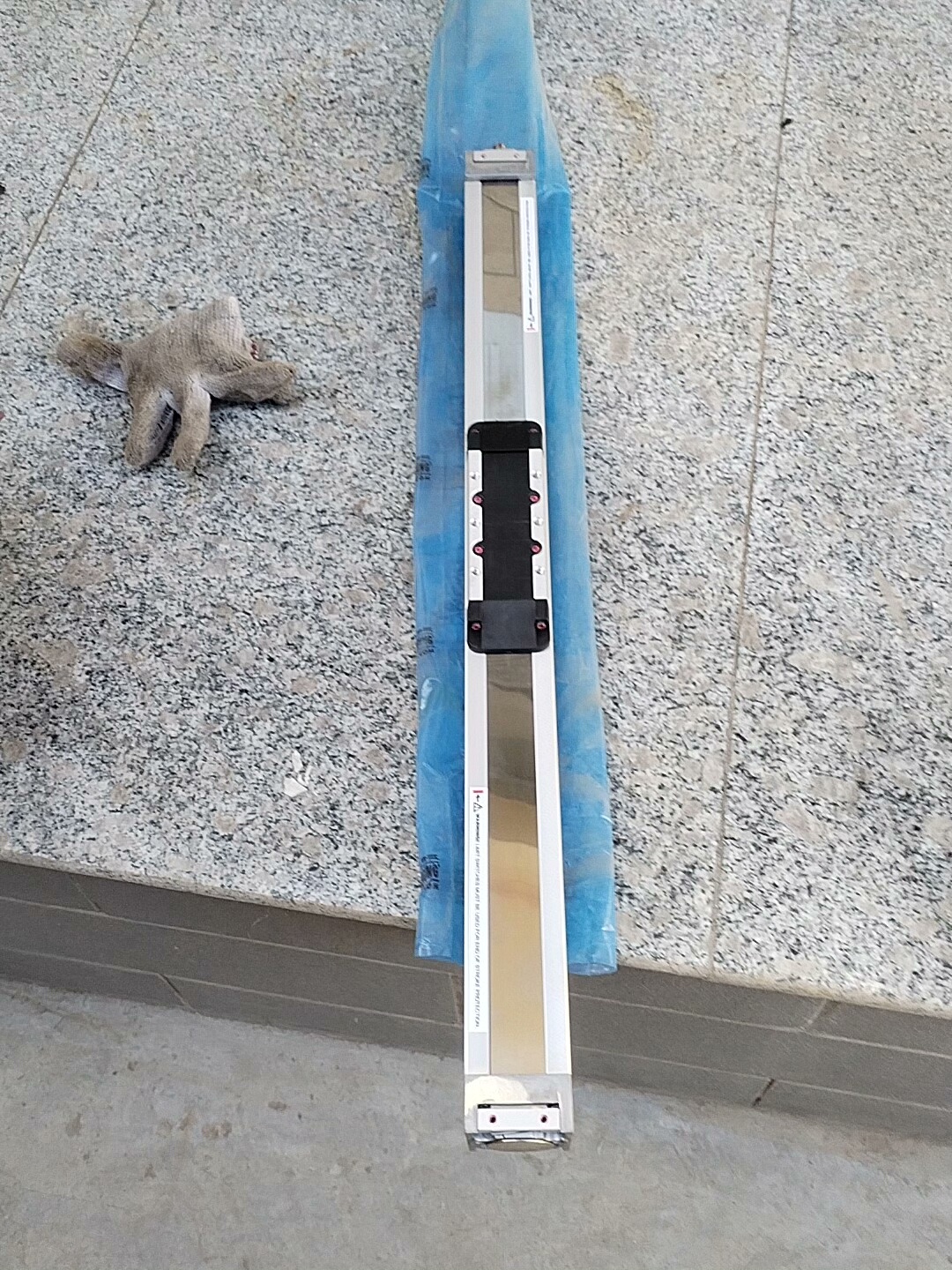 进口小滑台，全新的，有要的联系我吧，长度大概80公分，