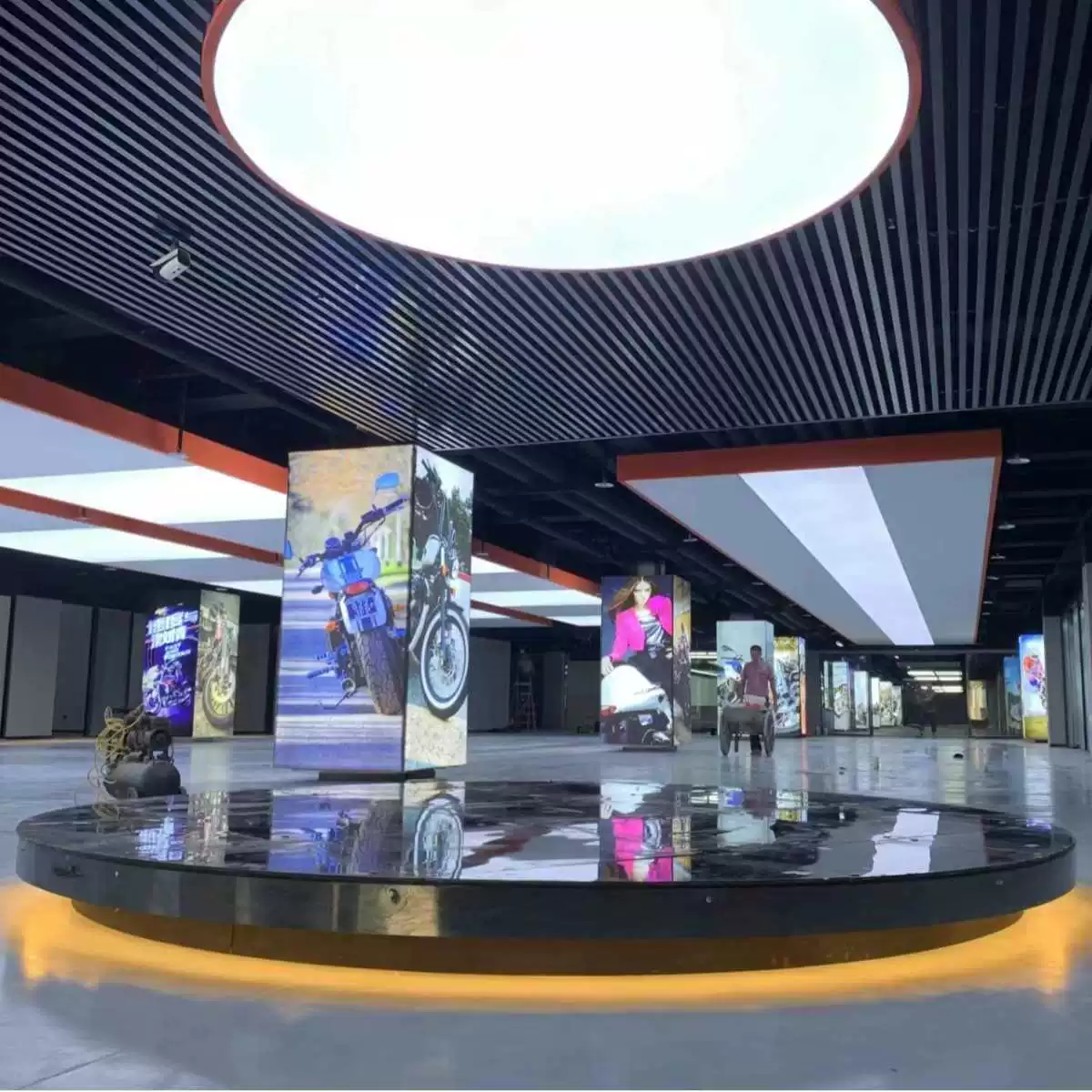 Производитель продаж вращающаяся сцена электрический подъемник свадебная сцена вращающаяся сцена подъем вращающаяся сцена автомобильная кабина