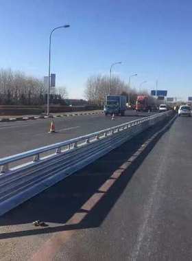 sam钢屏障组合形护栏活动型活动am级级护栏高速路护栏三波开口板