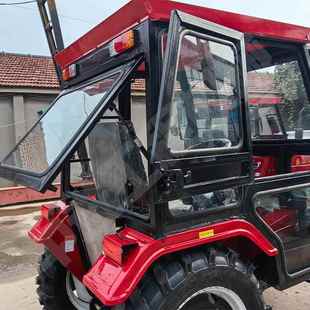 用农力全封式 柴油四轮297拖拉机35马带驾驶室单闭缸拖拉机