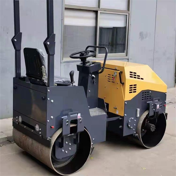3吨小型路机双钢轮压832实面广驱小型3吨双振动铺压沥压青机械
