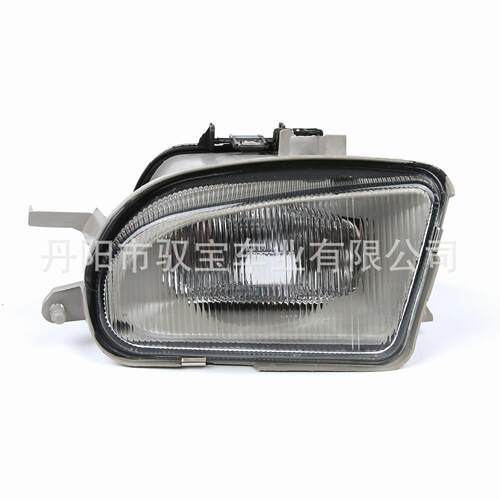 大量生产 led前雾灯 适用于奔驰99-01款E级W210 前雾灯总成