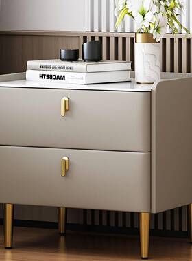 实木意式床头柜轻奢板柜储物柜岩现简约三抽F97H576H收纳代卧室床