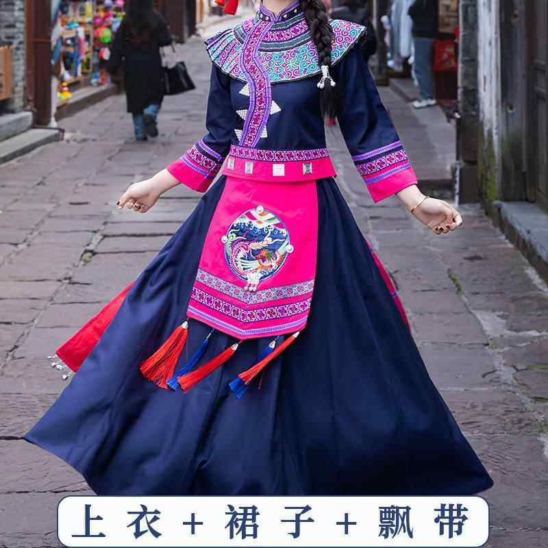 正品新毛行南少数民族成日人服装广西少数民族传统服装妇女常旅写