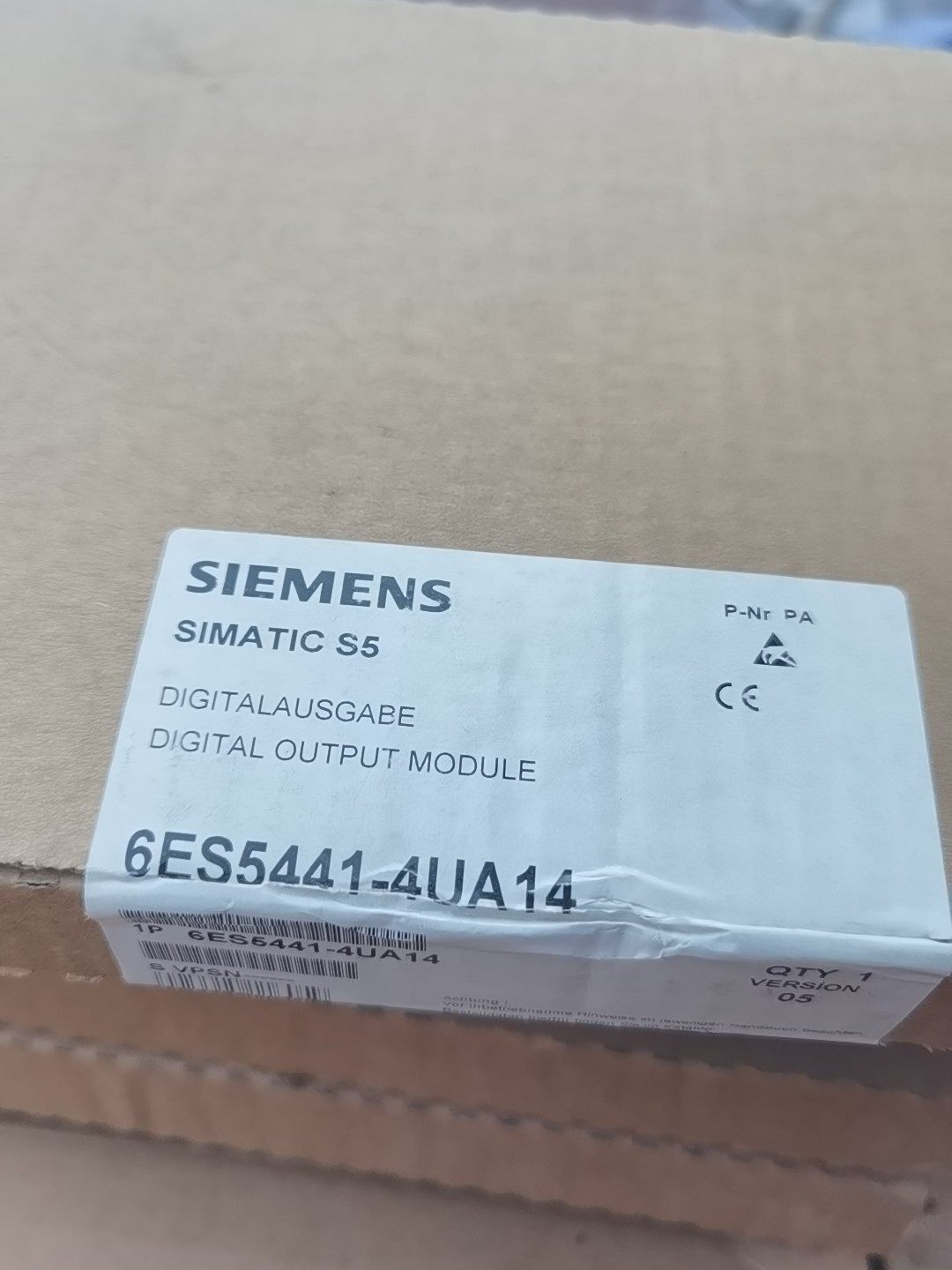 6ES5441-4UA14信号模块全新现货，没开封，1便宜出