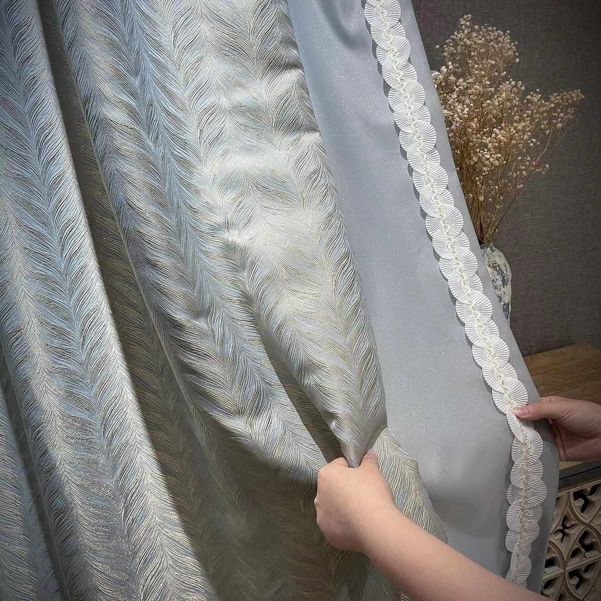 新品帘高精密窗帘2023卧室垂直帘绸缎遮光提花客厅浮雕高档丝冰