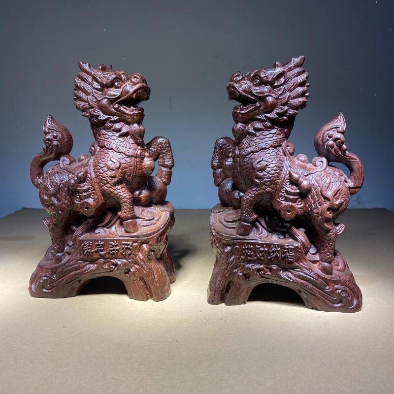 沉香木雕麒麟一对摆件招财纳福飞天麒麟家居开关镇宅貔貅玄关摆件
