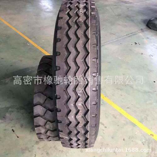 吊车轮胎1200 12.00R24 385 445/95R25起重机轮胎
