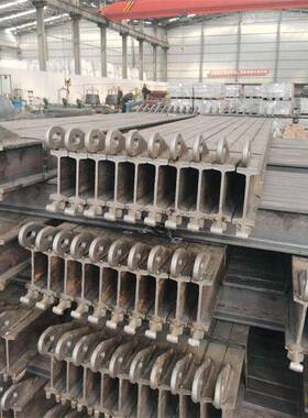 路轨火车轨道钢8kg-QU120规格齐全供应Q235热轧钢轨