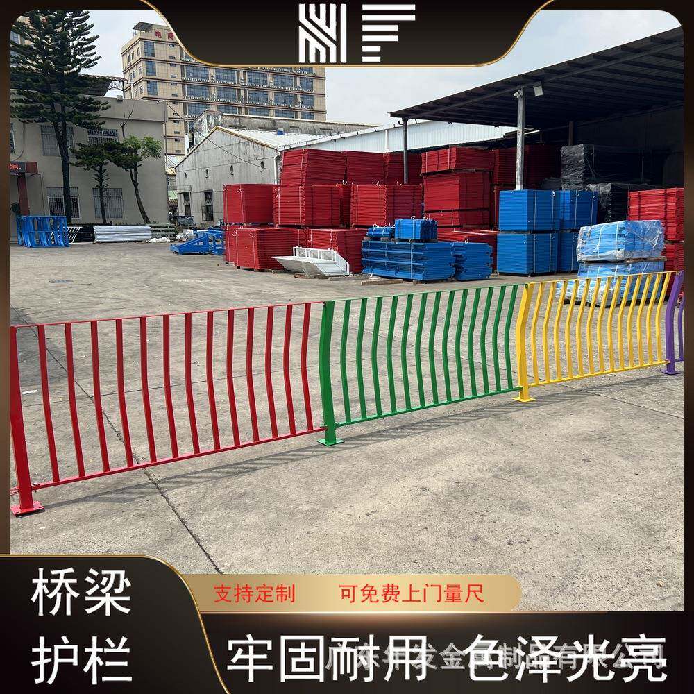 桥梁河道防护围栏公园塑木扶手栏杆栈桥不锈钢护栏荔湾河堤隔离栏