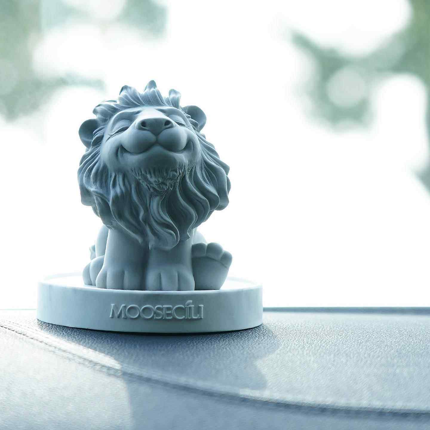 狮子汽车载中控台摆件台室内饰品装饰香氛熏水礼物治愈家装用卧室