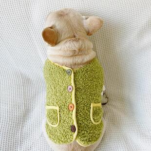 法国斗衣服哈巴狗背心加天鹅绒加厚宠物衣服狗冬季背心夹克温暖胖