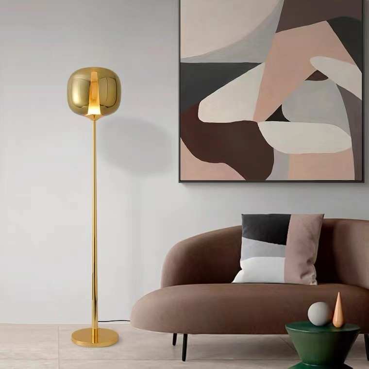 北欧后现代轻奢玻璃落地灯设计师创意个性卧室别墅展厅简约床头灯