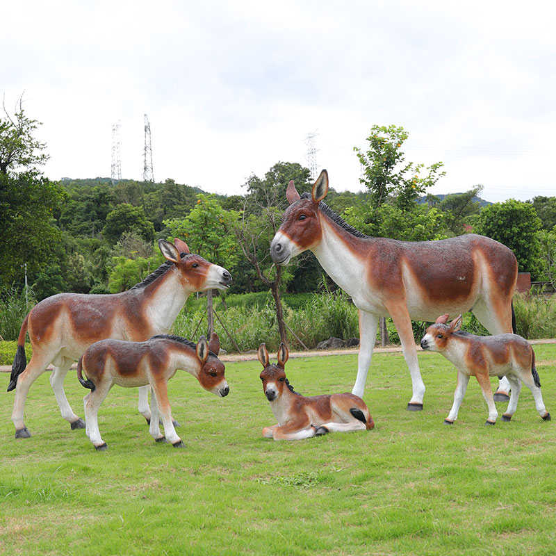 玻璃钢仿真动物小毛驴雕塑户外园林景观雕塑小品公园农场装饰摆件