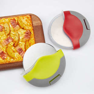 工厂供应圆形滚轮披萨切热销不锈钢披萨切割器厨房小工具