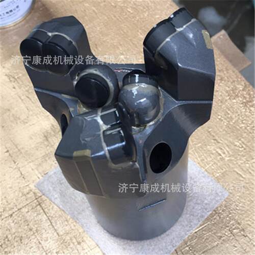 煤矿用烧结体三翼金刚石钻头井下耐磨PDC三翼钻头工程用扩孔钻头