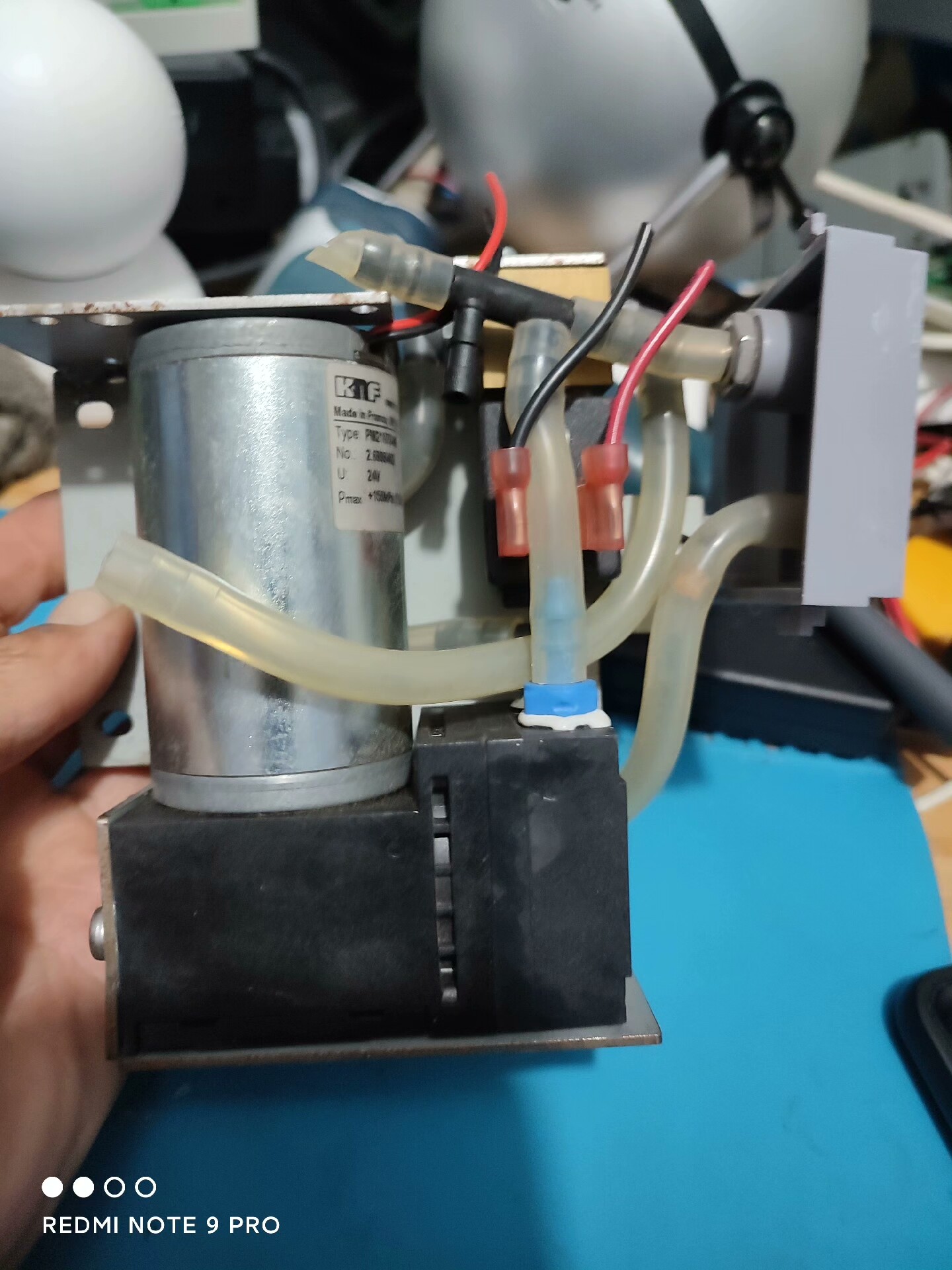 德国knf真空泵，型号PM21073-86二手拆机，成色如图