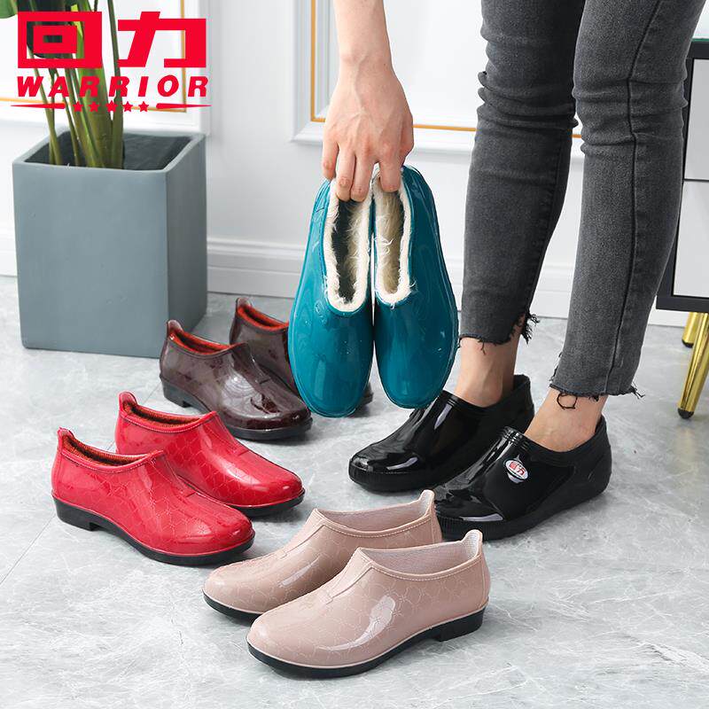 回力低帮防水鞋外穿女款一体成型胶鞋加绒棉低帮雨鞋抢险救灾胶鞋
