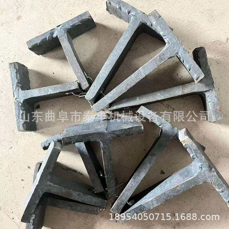 600型双面齿盘麸皮豆粕粉碎机120目制香原料粉碎机工业钙打粉机