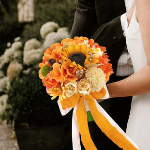 仿真手捧花新娘高级感仿真花束婚庆用花拍摄道具装饰假花人造花